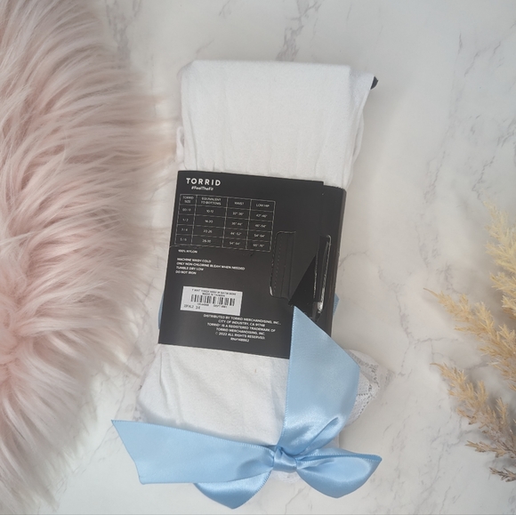 Torrid Sexy Thigh High Tights with Satin Bow details. Sz 3/4x - Picture 5 of 7